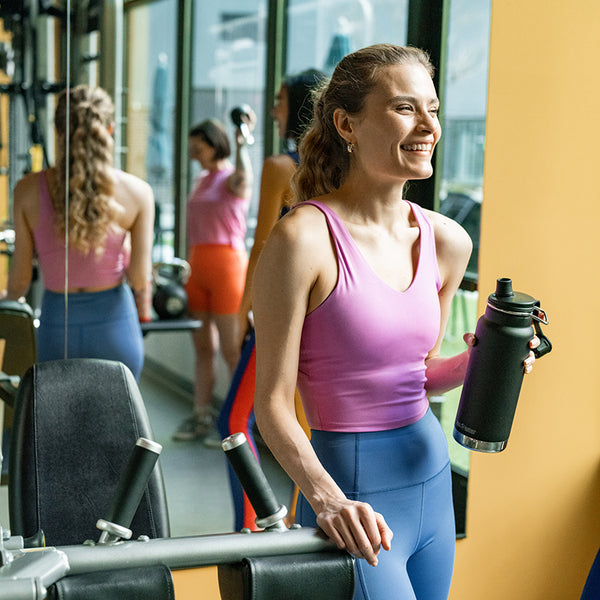 tkwide_32oz_chug_gym_girl_square_96c77b19-d3f8-4bef-a87b-cff2ebf45b30_600x.jpg